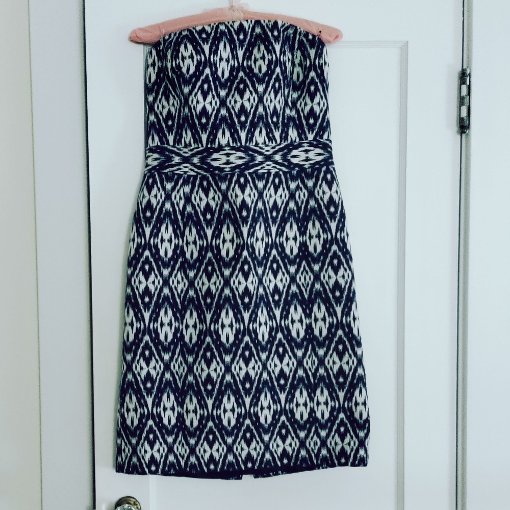 Banana Republic navy and white print strapless dress size 8